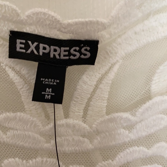 Express white top! - Picture 2 of 4